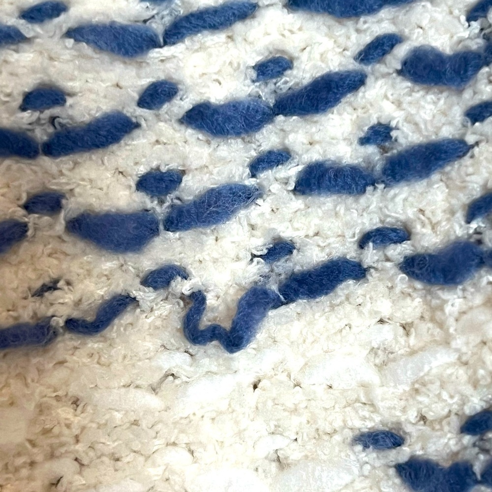 # Cozy blue/white chenille turtleneck sweater XL - Picture 5 of 5